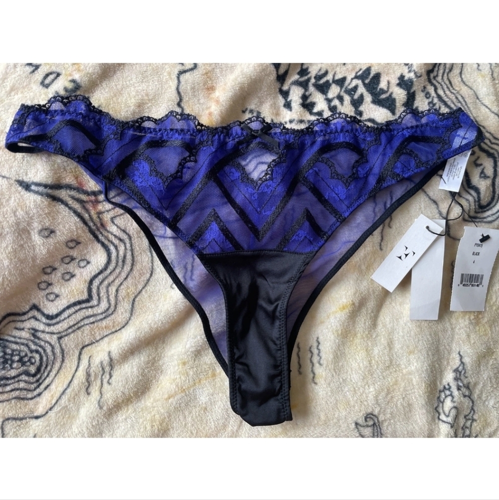 NWT Fleur Du Mal Size EUR 4 Blue And Black Lace Panties Stretchy Cutout